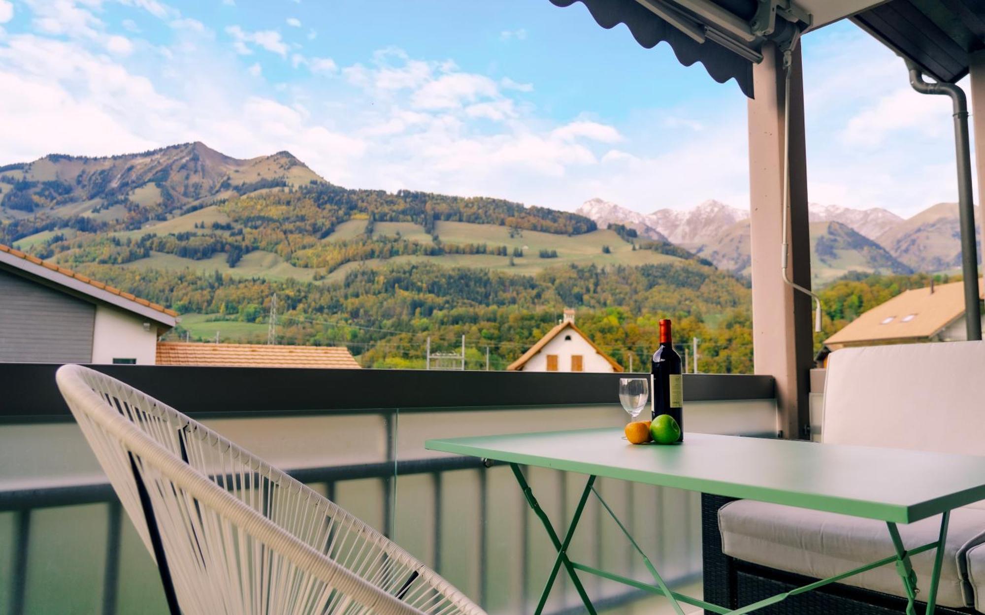 Gruyere Alpes Appartement 3 Chambres Bbq Parking Neirivue Zewnętrze zdjęcie